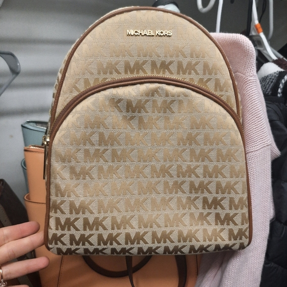 Mk backpack - Picture 3 of 5